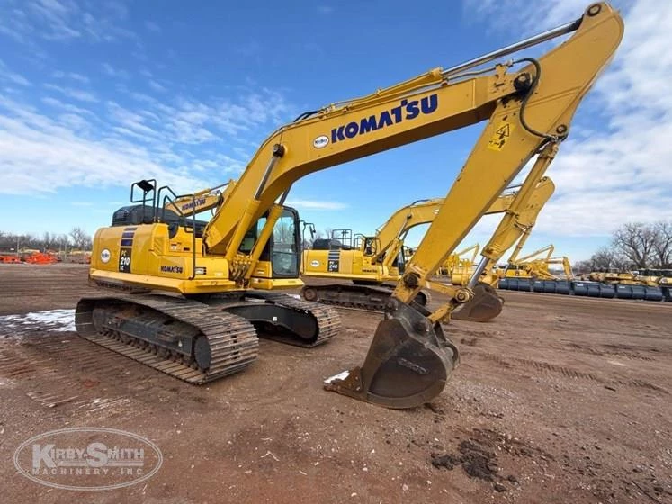 Used Komatsu in yard